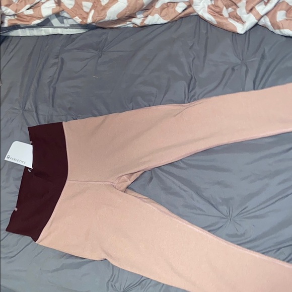 Fabletics Pants - Fabletics leggings (NEW)